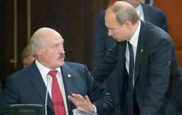 После разговора с Путиным Лукашенко сократил поставки топлива на Украину