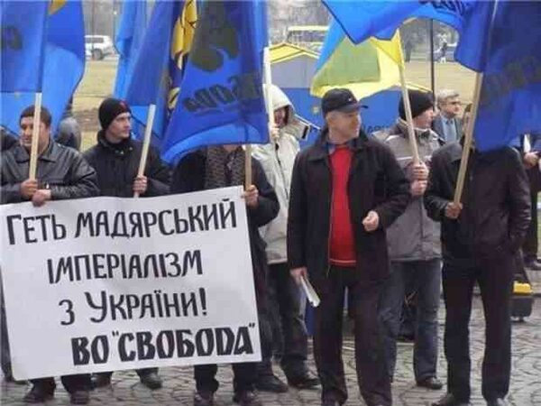Истеричная русофобия Киева. Украина беременна войной