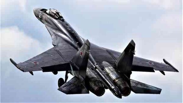 Король воздуха: названы главные преимущества российского Су-35 над американским F-16 Viper