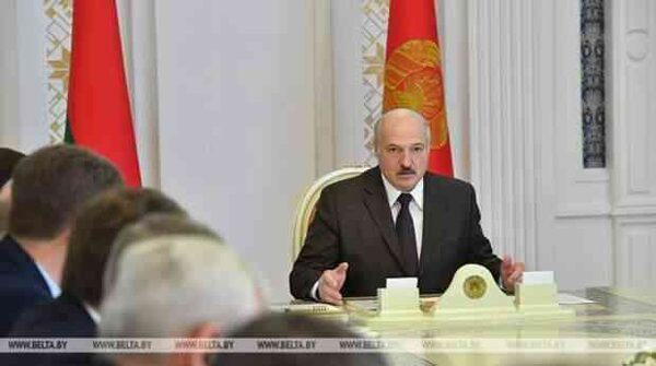 Лукашенко объявил о предотвращении майдана в Белоруссии. При чём здесь "Газпром"?