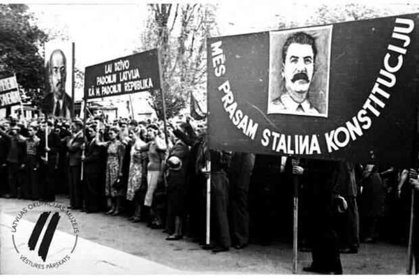 Почему Сталин решил включить Прибалтику в состав СССР