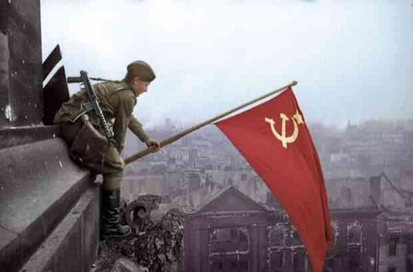 С Днём Победы над фашистской Германией!