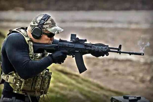 Американский спецназовец: «АК-74 словно смеëтся над нами»