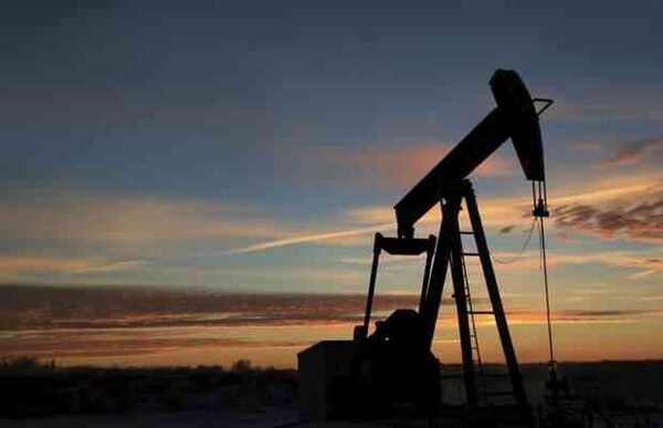 Новая цена нефти - 93,7 доллара за баррель
