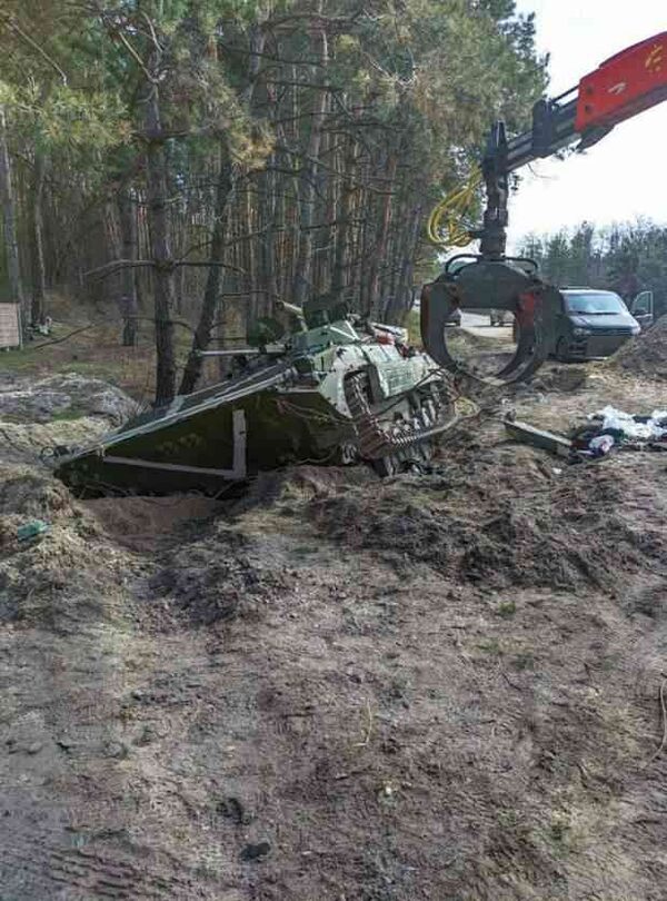 Выстрел в упор украинского танка оказался огнём по своим
