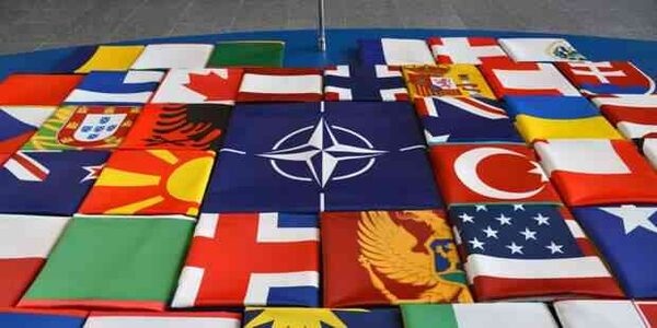 Расширение НАТО на восток стало причиной расширения России на запад