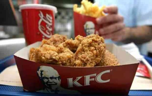 «Наш ответ Чемберлену»: в России предложили национализировать McDonald’s и KFC